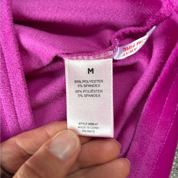 Juicy Couture Magenta Pink Velour Sleepwear Rhinestone Logo Tee Shorts Bling M - Picture 8 of 13